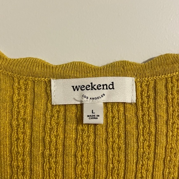 Gold Ribbed Knit Top - Picture 4 of 5